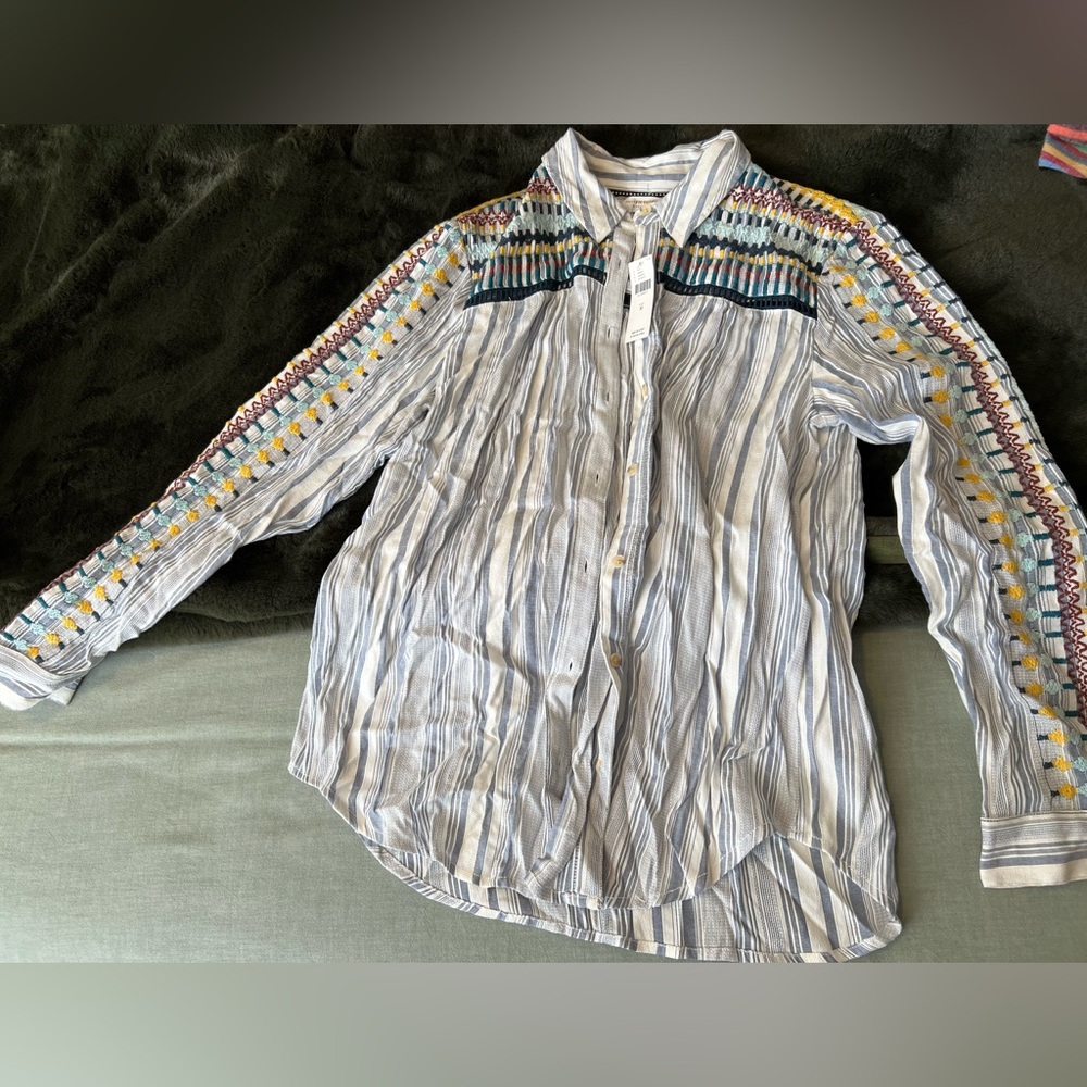 Anthropologie button down blouse striped